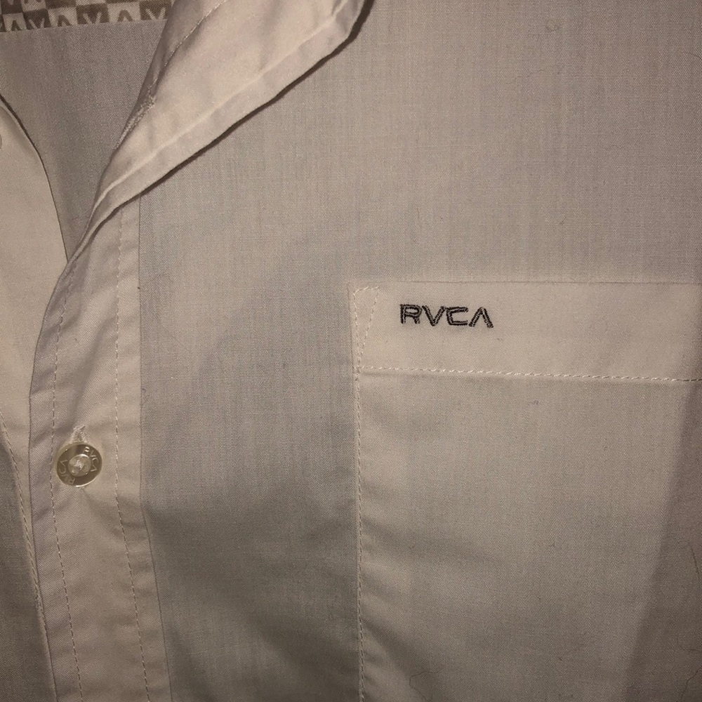 Rcva button down - Picture 2 of 5